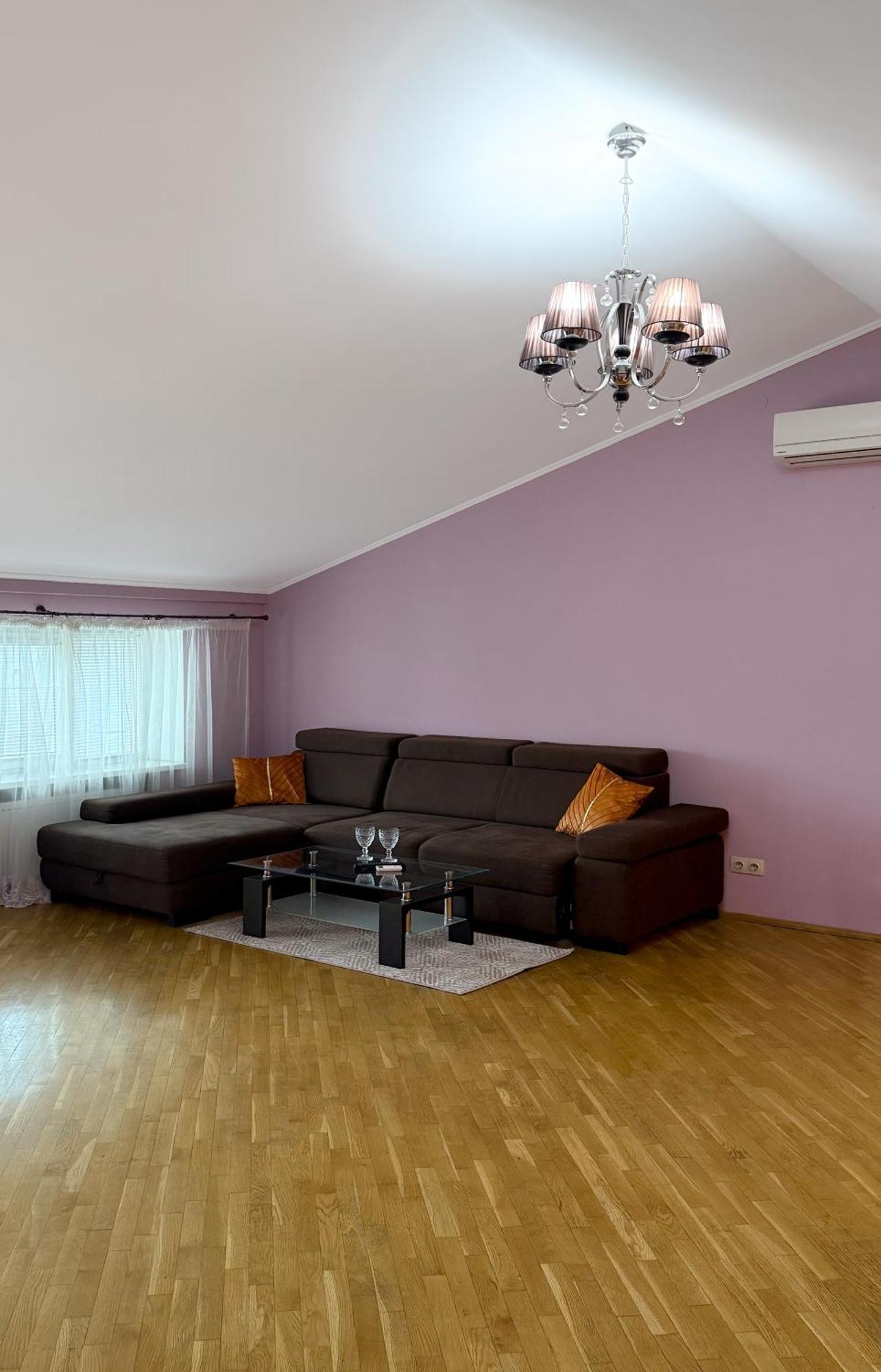 Grand Apartments On Rynok Square Lviv Exterior photo