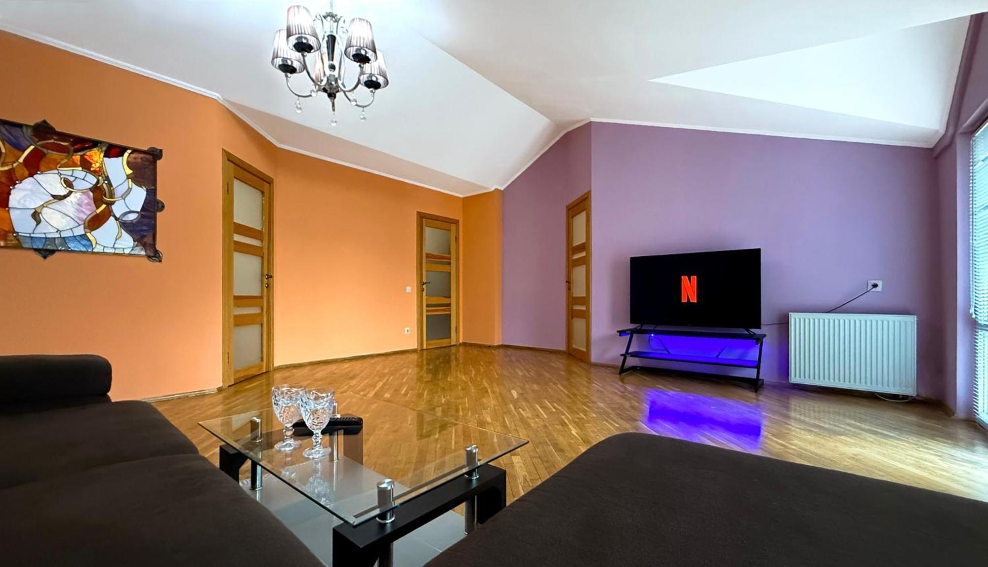 Grand Apartments On Rynok Square Lviv Exterior photo